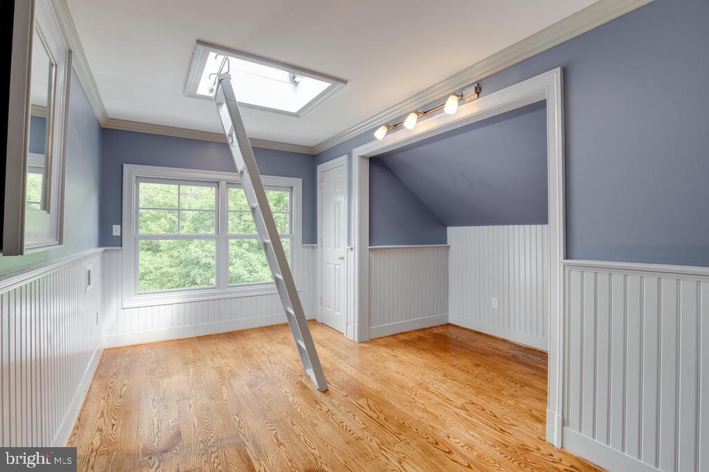 14498 Triadelphia Mill Road Dayton, MD 21036 - Photo 53 of 97 Third floor bedroom