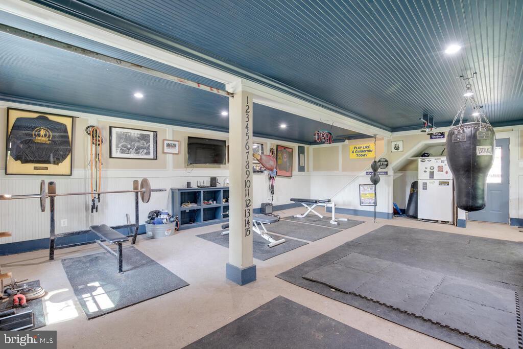 14498 Triadelphia Mill Road Dayton, MD 21036 - Photo 58 of 97 Gym area
