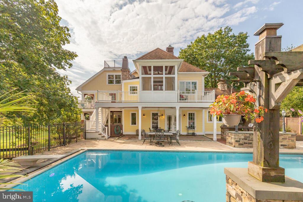14498 Triadelphia Mill Road Dayton, MD 21036 - Photo 66 of 97 Rear view of outside balconies