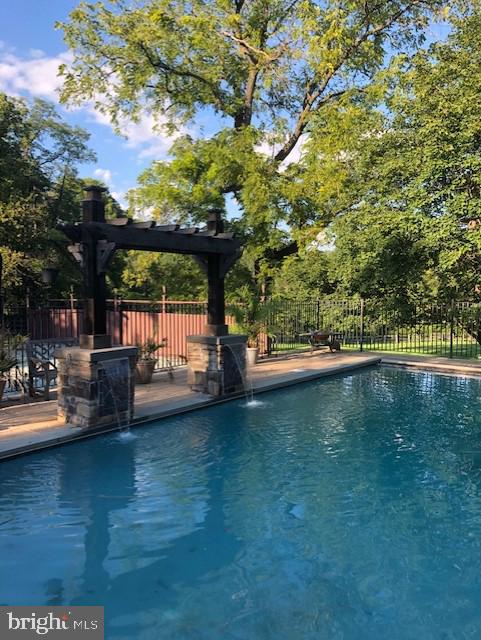 14498 Triadelphia Mill Road Dayton, MD 21036 - Photo 71 of 97 Pool Fountains