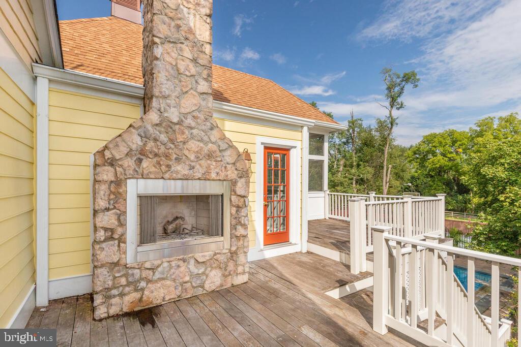 14498 Triadelphia Mill Road Dayton, MD 21036 - Photo 73 of 97 Second floor deck/fireplace