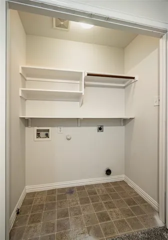 a view of a room with shelf