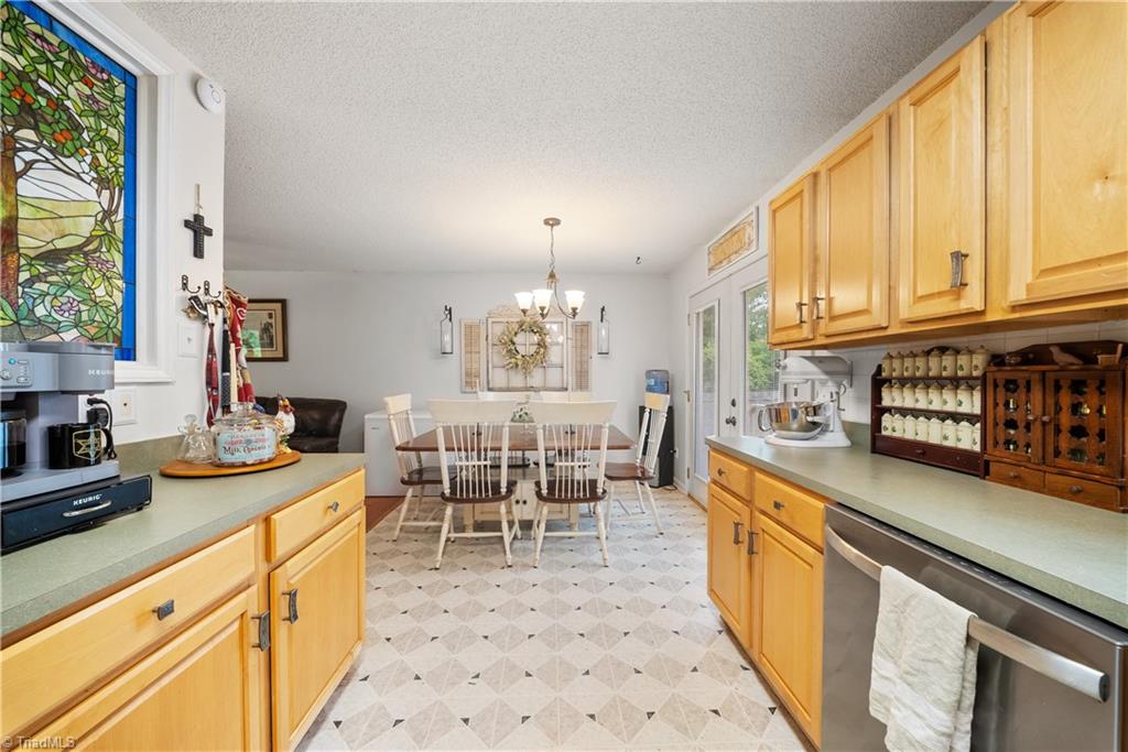 206 Old Camp Road Denton, NC 27239 - Photo 19 of 37