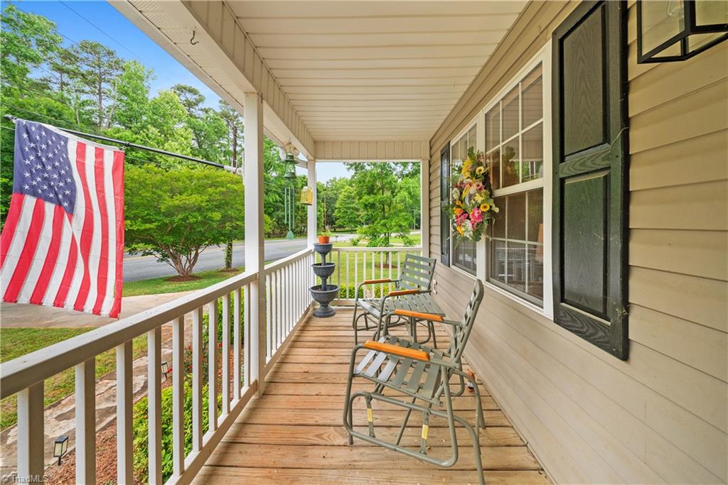 206 Old Camp Road Denton, NC 27239 - Photo 5 of 37