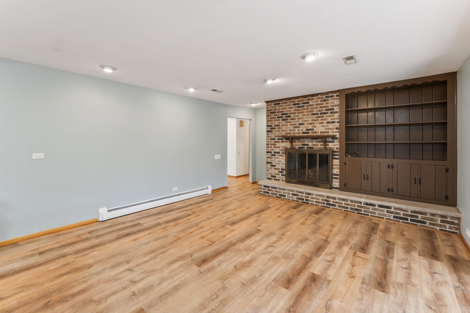 2226 Shannondale Drive Green Oaks, IL 60048 - Photo 11 of 37