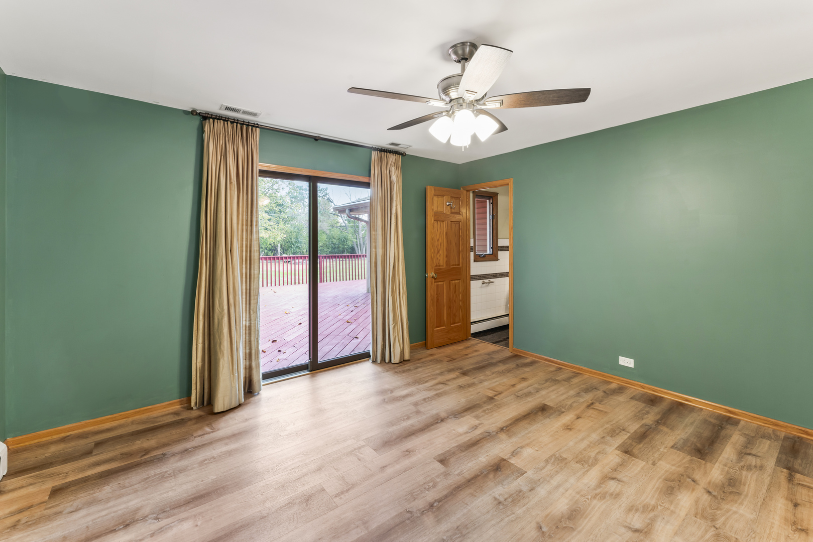 2226 Shannondale Drive Green Oaks, IL 60048 - Photo 20 of 37