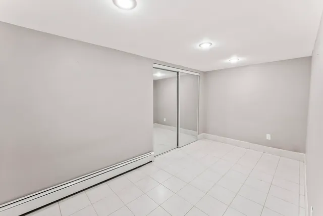 $4,400 | 2226 Shannondale Drive, Green Oaks, IL 60048