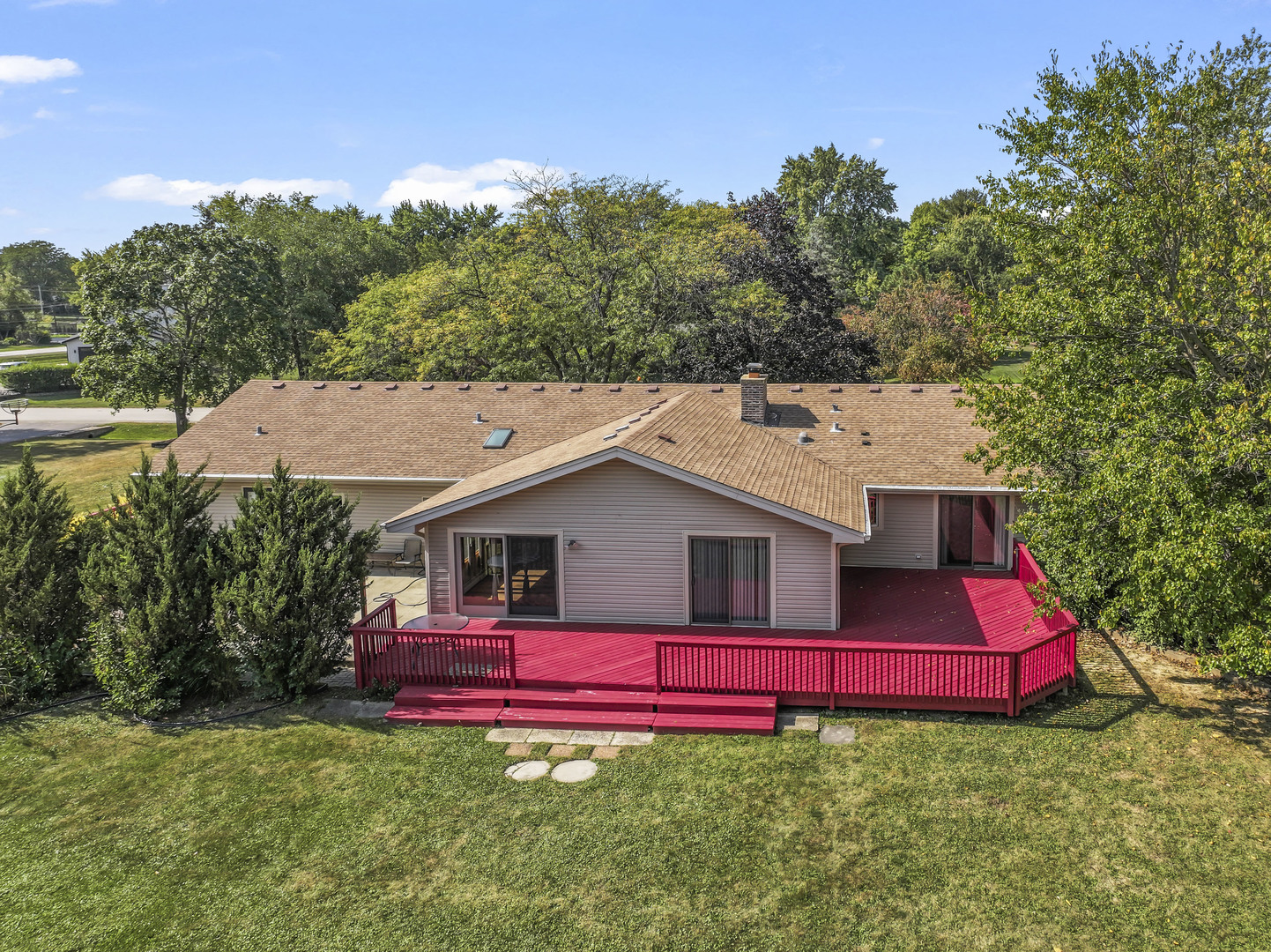 2226 Shannondale Drive Green Oaks, IL 60048 - Photo 33 of 37