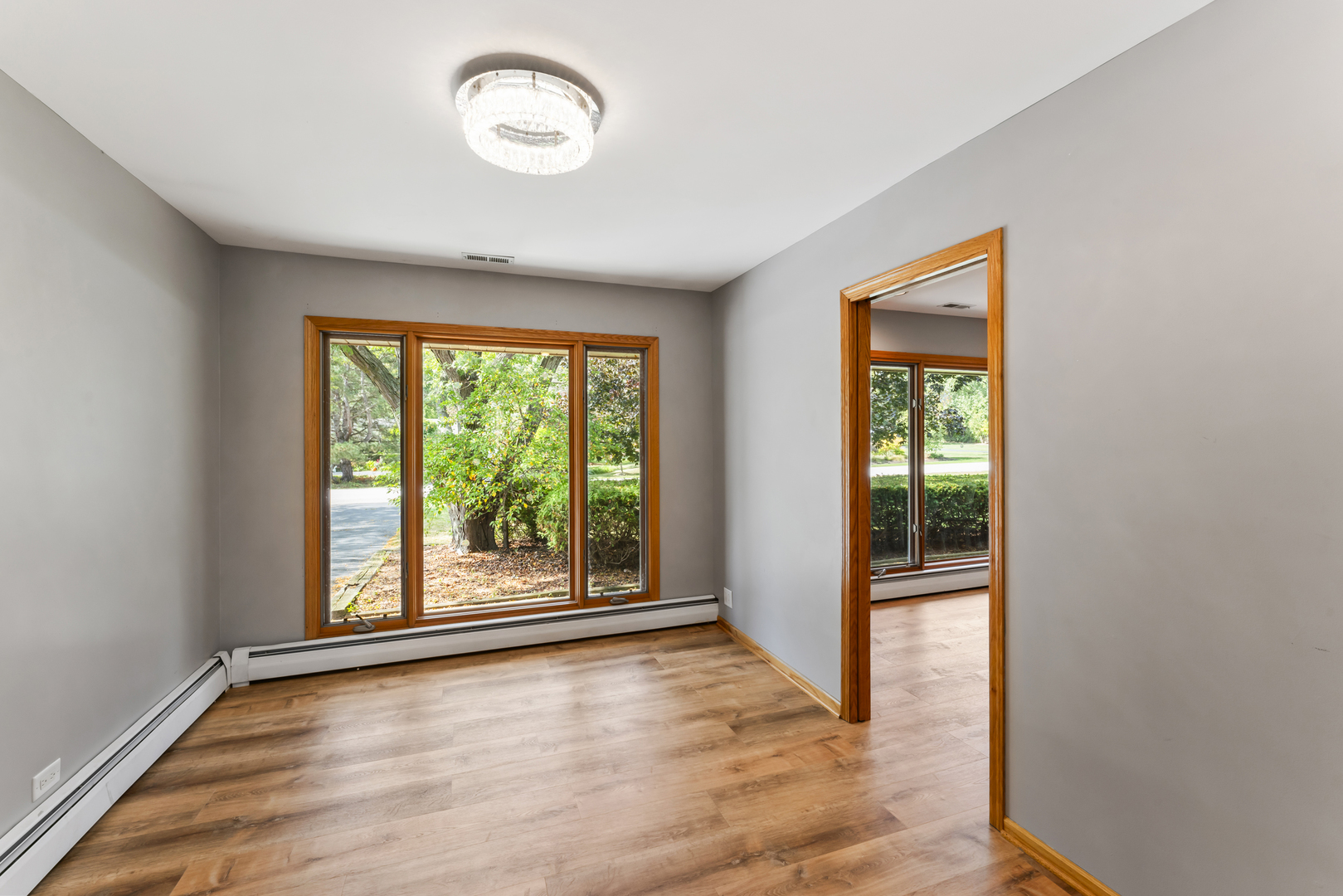 2226 Shannondale Drive Green Oaks, IL 60048 - Photo 5 of 37