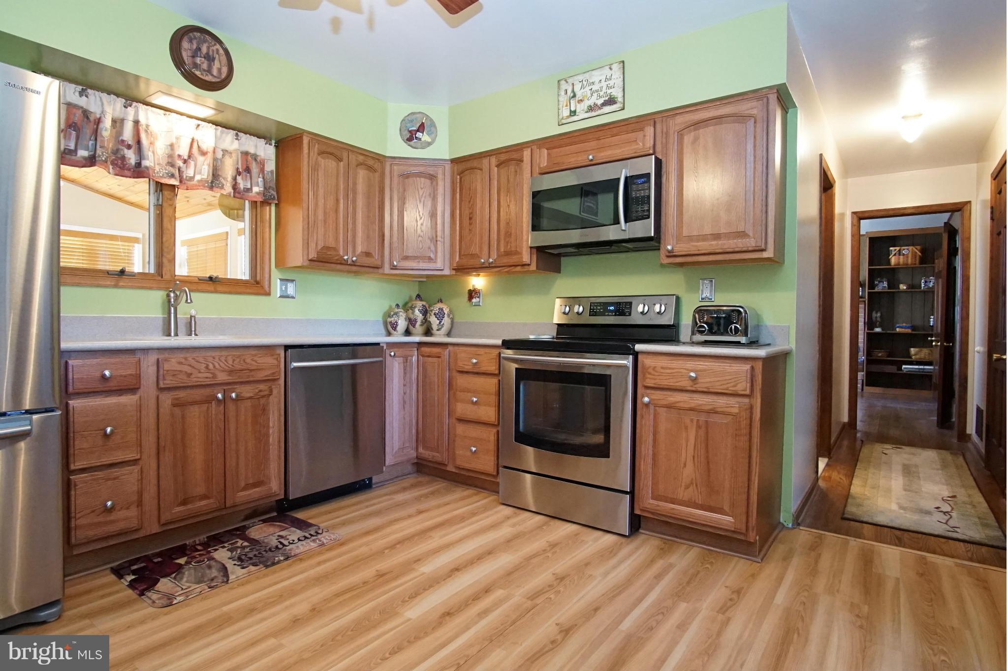18318 Gunpowder Road Hampstead, MD 21074 - Photo 3 of 30 Kitchen