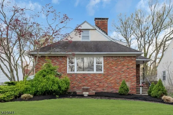 $1,100,000 | 24 Hollywood Avenue, Cranford, NJ 07016