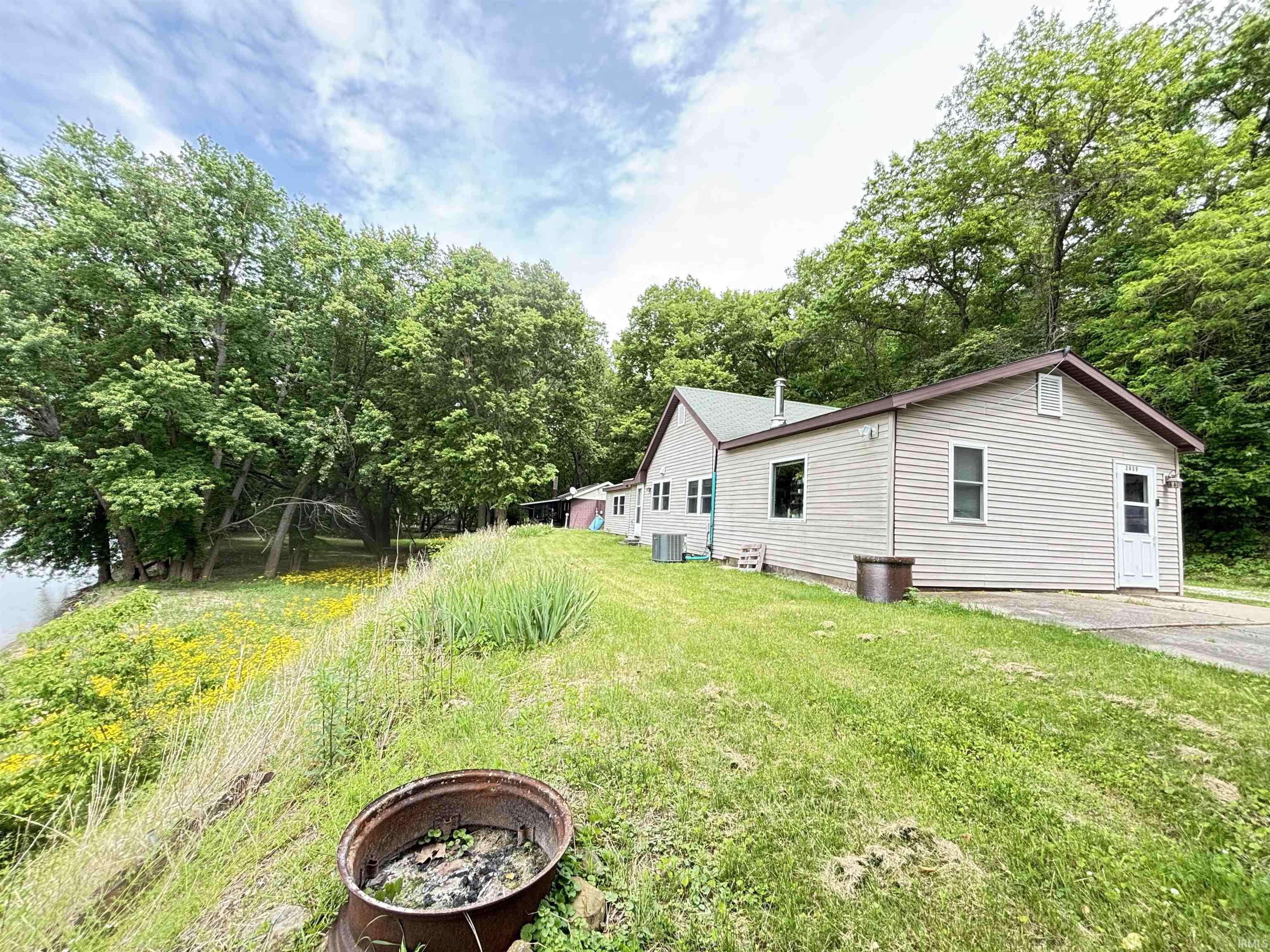 2809 North Towpath Road Covington, IN 47932 - Photo 1 of 20