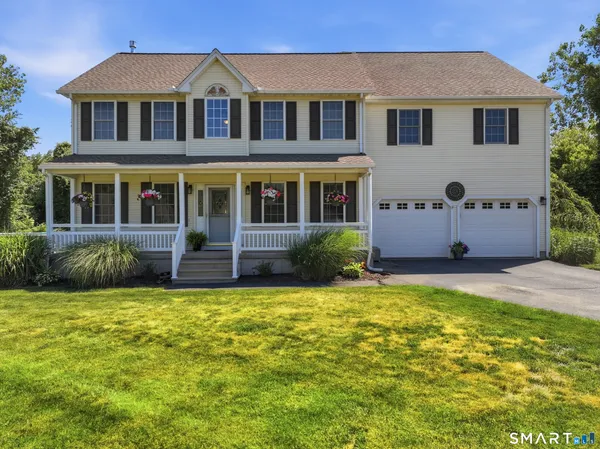 $625,000 | 16 Sunview Drive, East Windsor, CT 06016