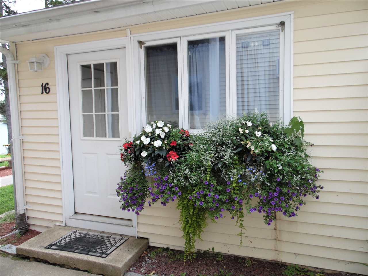 16 Hill Road, Unit 16 Tilton, NH 03276 - Photo 40 of 40