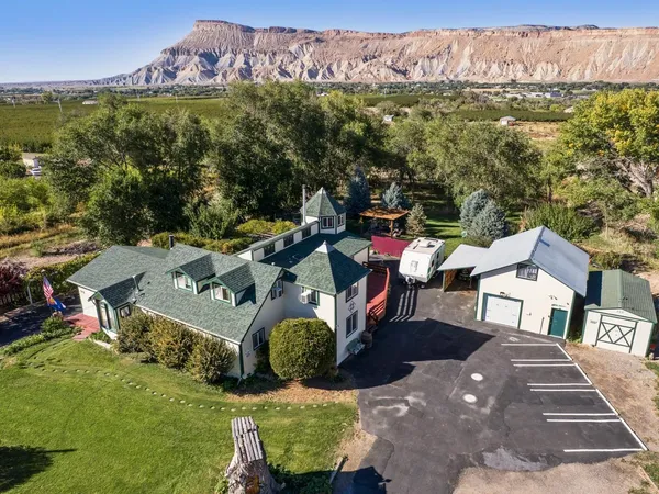 $890,000 | 3694 F Road, Palisade, CO 81526