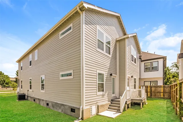 $2,295 | 4712 Rawley Street, Unit B, Houston, TX 77020