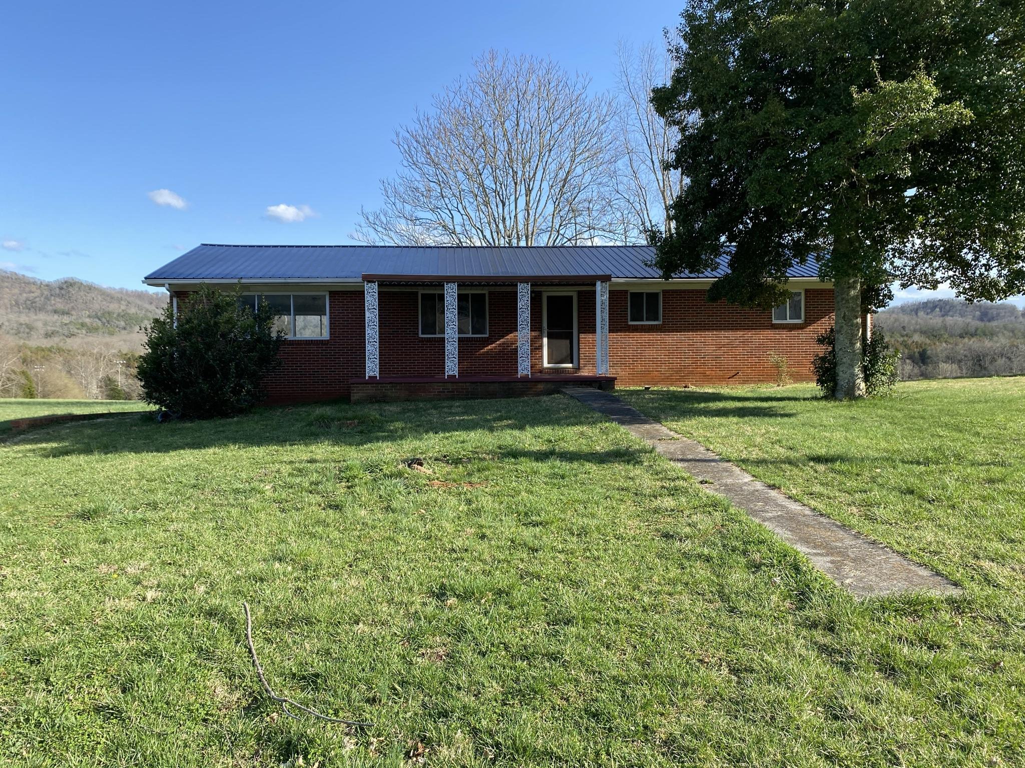 139 Hodge Road Rutledge, TN 37861 - Photo 1 of 15 IMG_4560