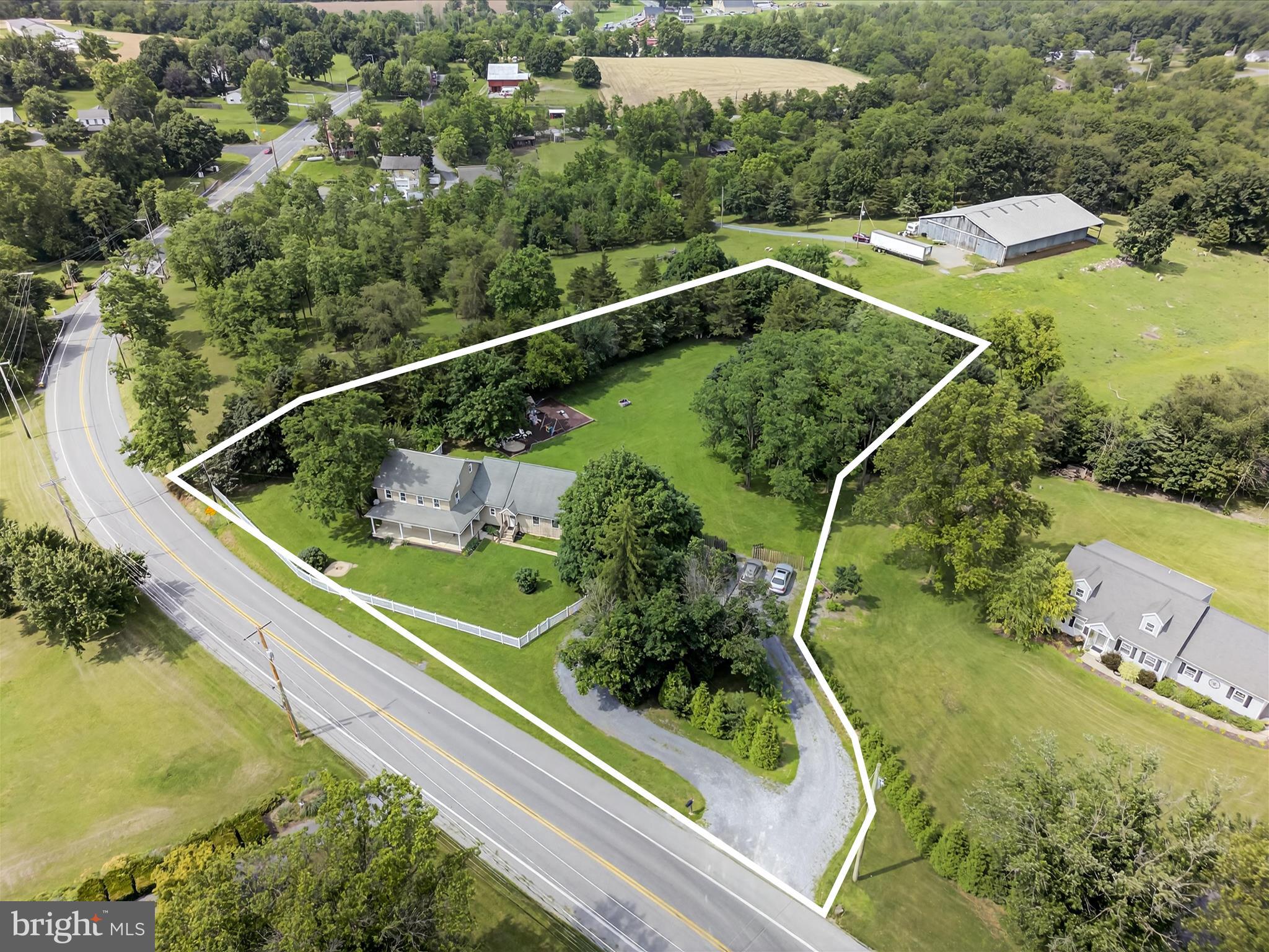 1419 Lebanon Road Manheim, PA 17545 - Photo 2 of 60 Gallery Image 2
