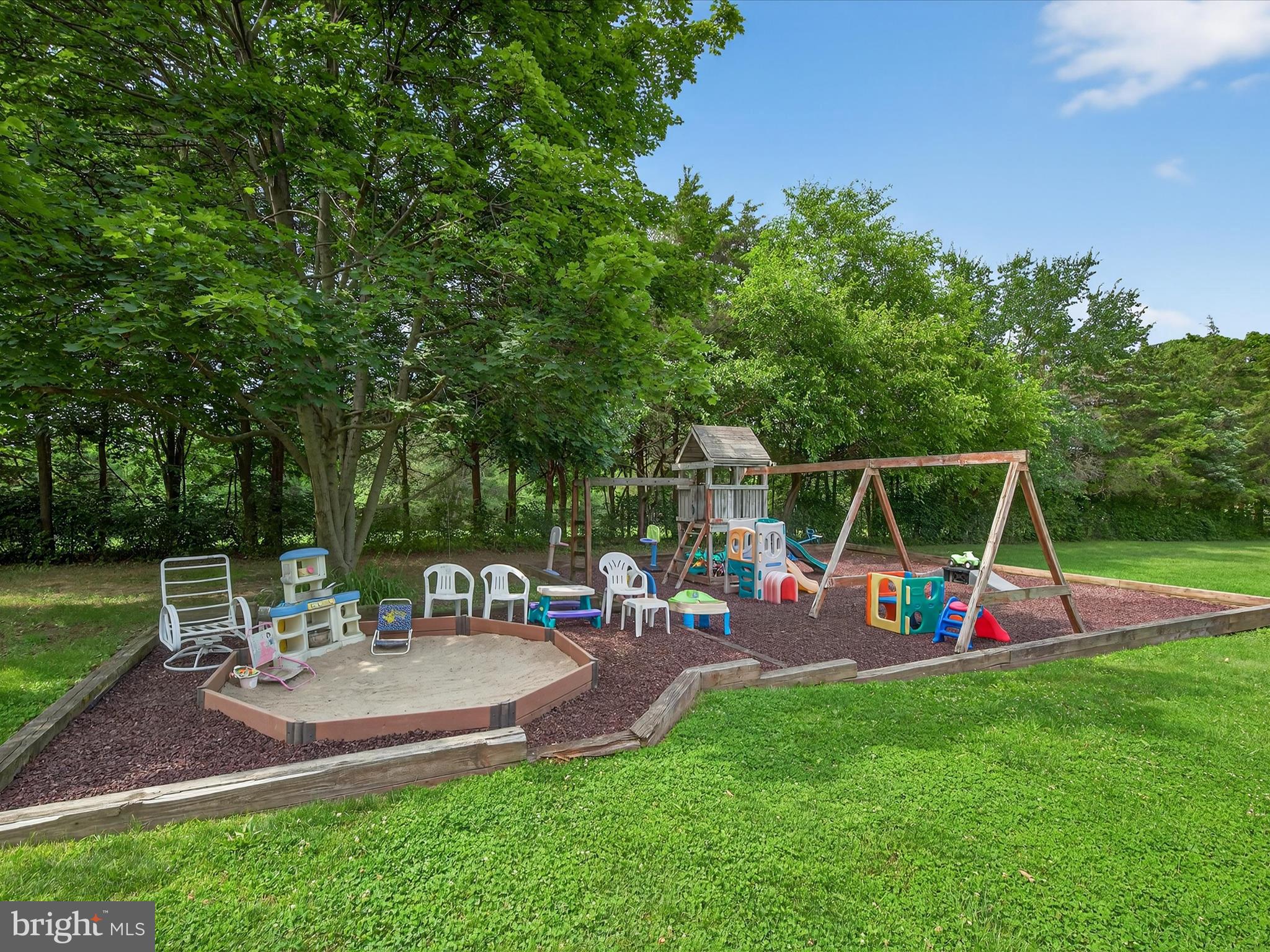 1419 Lebanon Road Manheim, PA 17545 - Photo 38 of 60 Gallery Image 38