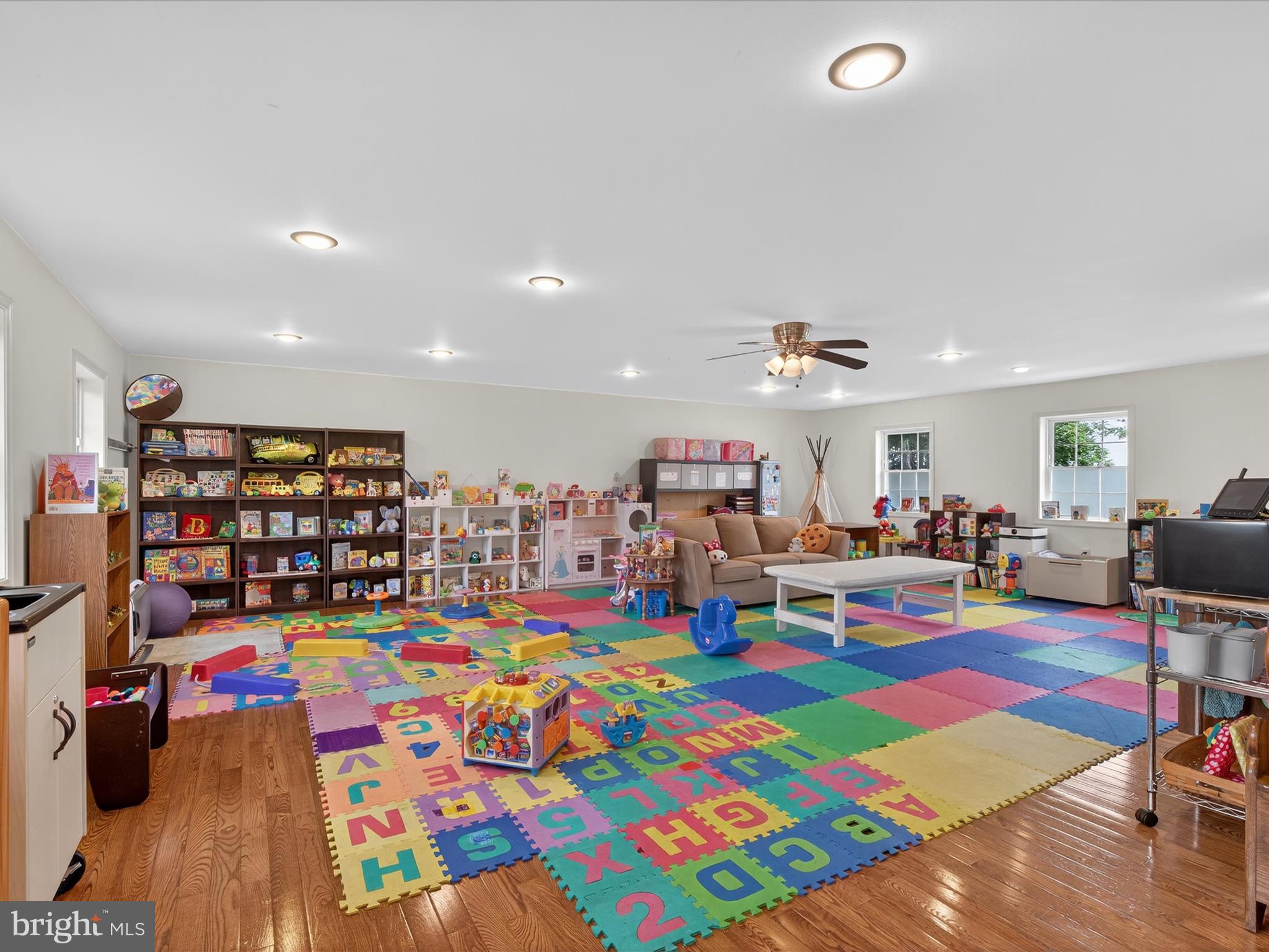 1419 Lebanon Road Manheim, PA 17545 - Photo 4 of 60 Great Room