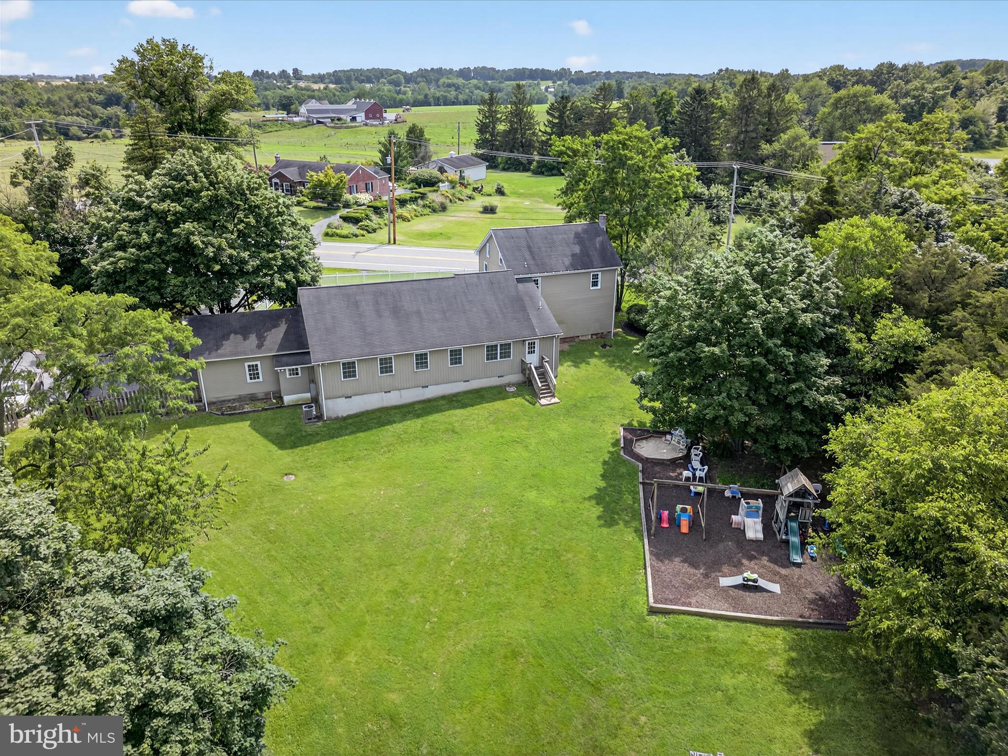 1419 Lebanon Road Manheim, PA 17545 - Photo 42 of 60 Gallery Image 42