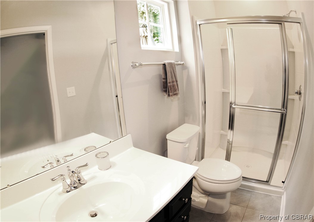 2133 Summer Breeze Road Chesapeake, VA 23323 - Photo 10 of 31 Primary BR 2 Main Level bath