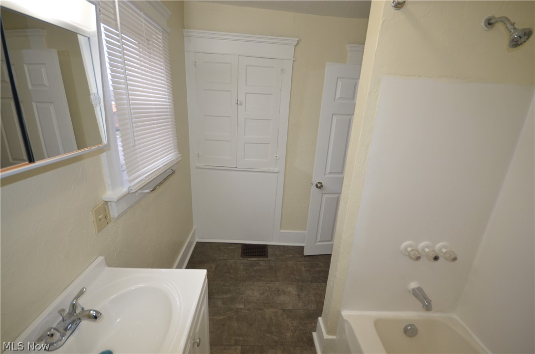 723 Copley Road Akron, OH 44320 - Photo 23 of 34 second floor bedroom