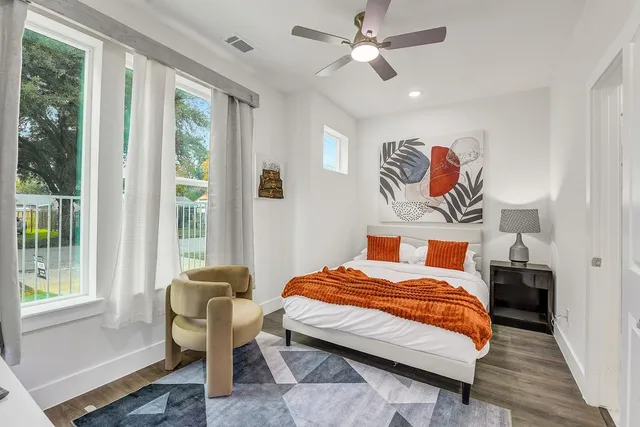 $2,800 | 6713 St Augustine Street, Houston, TX 77021