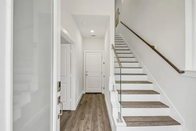 $2,800 | 6713 St Augustine Street, Houston, TX 77021