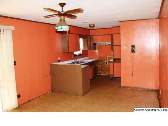 715 Hutto Hill Road Anniston, AL 36201 - Photo 4 of 30
