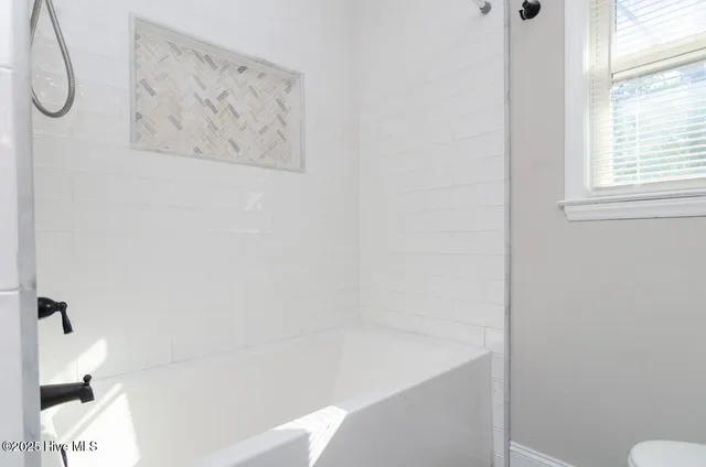 $2,400 | 5102 Clear Run Drive, Wilmington, NC 28403