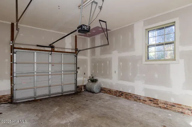 $2,400 | 5102 Clear Run Drive, Wilmington, NC 28403