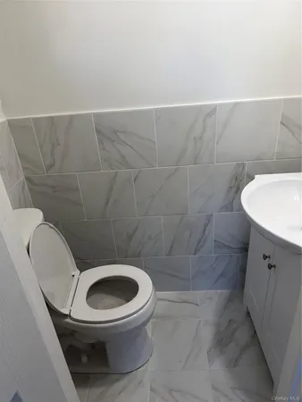 $3,600 | 145-78 226th Street | Brookville