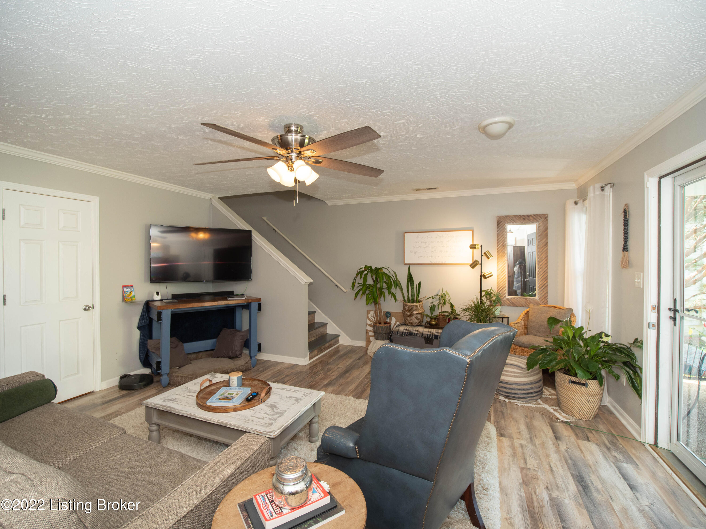 6913 Fernview Road Louisville, KY 40291 - Photo 22 of 33 6913 Fernview Road-25