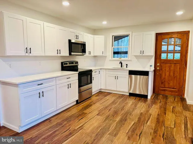 $3,600 | 305 Kresson Road, Voorhees, NJ 08043