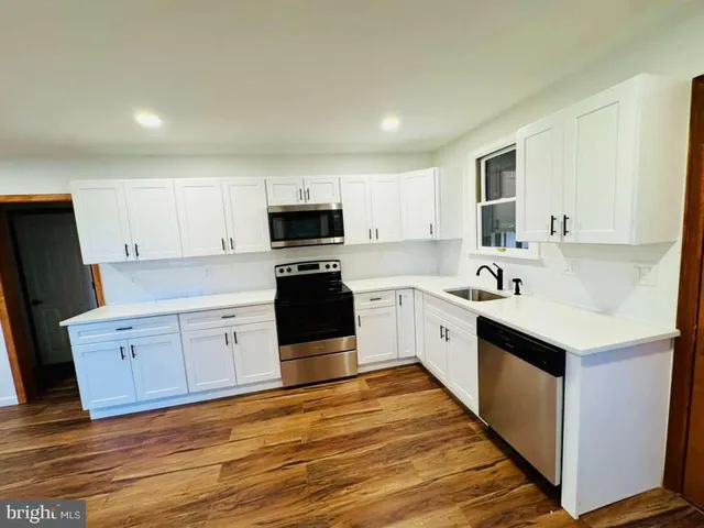 $3,600 | 305 Kresson Road, Voorhees, NJ 08043