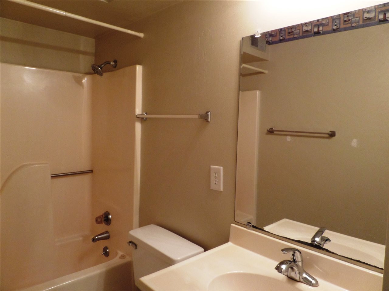 2810 Edridge Court, Unit 201 Raleigh, NC 27607 - Photo 16 of 24 Bath #2