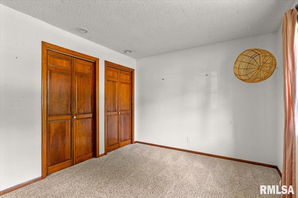 2605 Cardifs Avenue Springfield, IL 62704 - Photo 25 of 37
