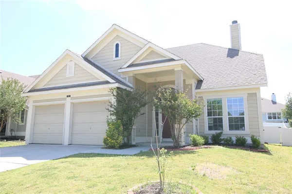 $2,100 | 509 Creekview Drive, Anna, TX 75409