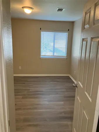 $2,100 | 509 Creekview Drive, Anna, TX 75409
