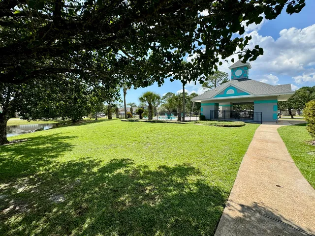 $380,000 | 9749 Leeward Way, Navarre, FL 32566