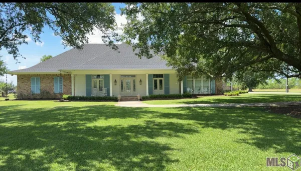 $599,000 | 11562 Highway 1, Larose, LA 70373
