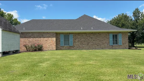 $599,000 | 11562 Highway 1, Larose, LA 70373