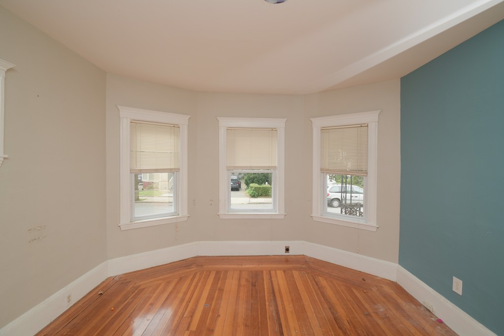 86 Kenmere Road Medford, MA 02155 - Photo 11 of 14 Gallery Image 11