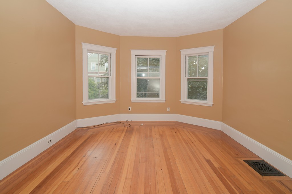 86 Kenmere Road Medford, MA 02155 - Photo 6 of 14 Gallery Image 6