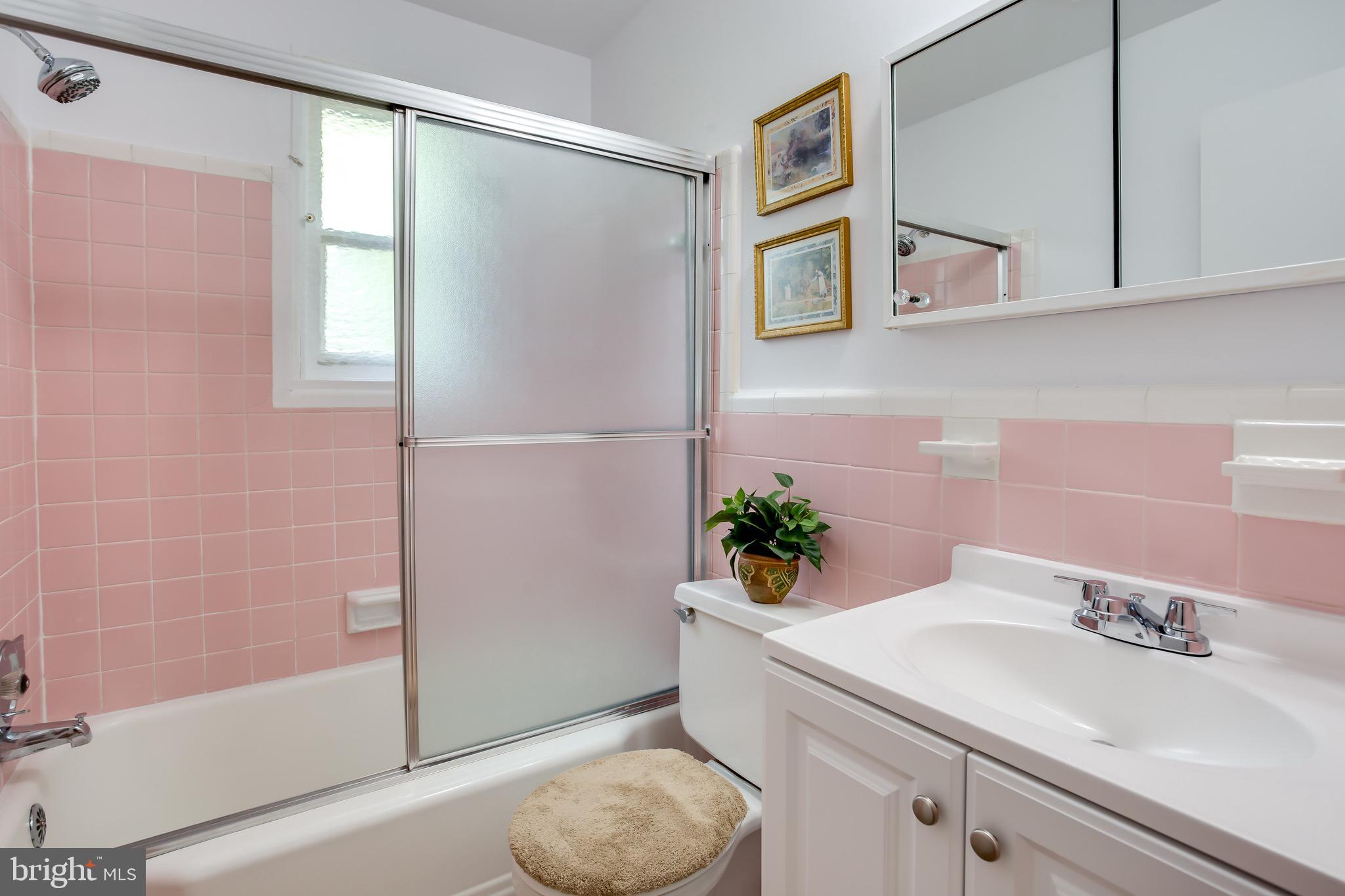 3408 Harrell Street Silver Spring, MD 20906 - Photo 8 of 22 Upper Level Full Bath
