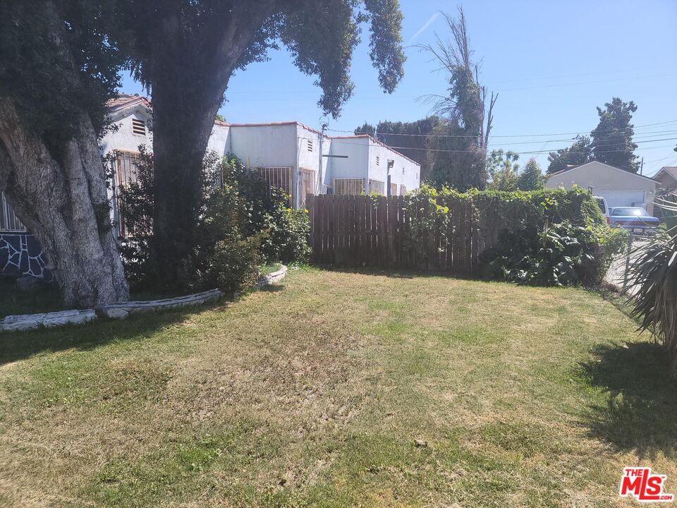 614 West Poplar Street Compton, CA 90220 - Photo 3 of 3 a view of a yard