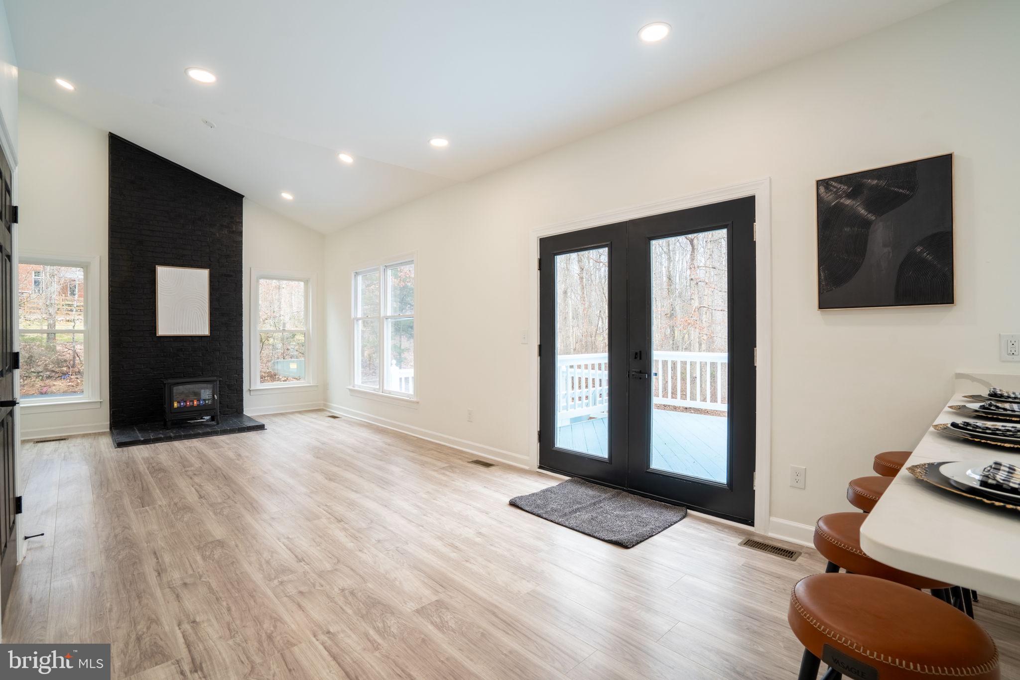 8261 Tinsley Place Culpeper, VA 22701 - Photo 25 of 80 Kitchen back door