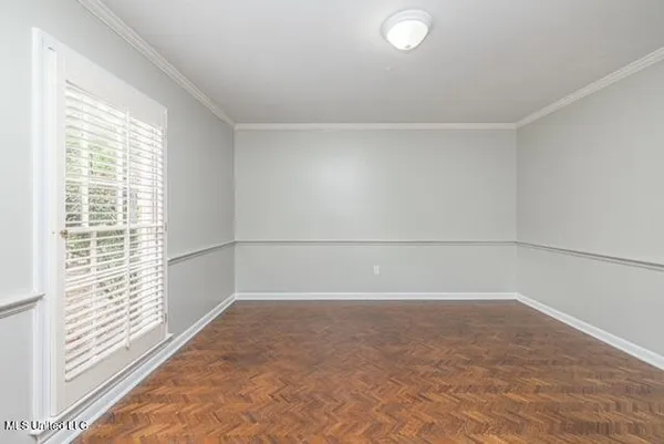 $299,900 | 5477 River Thames Place, Jackson, MS 39211