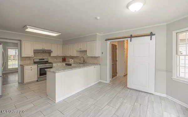 $299,900 | 5477 River Thames Place, Jackson, MS 39211